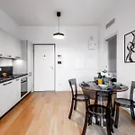 Apartman Stayeasy Watt6 - Stylish 1-bedroom Trendy Area *